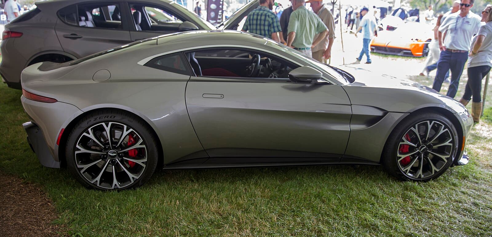 2025 Aston Martin Vantage