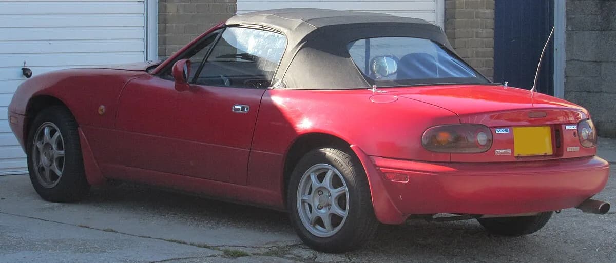 2025 Mazda Eunos Roadster