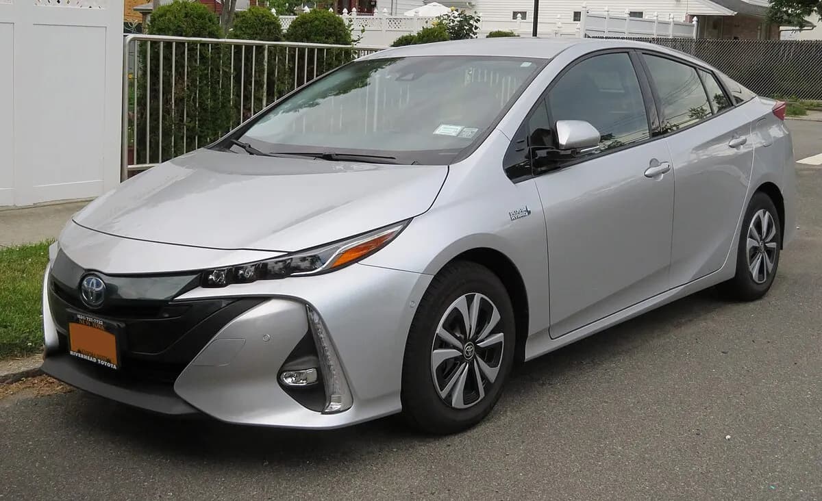 2025 Toyota PRIUS PRIME